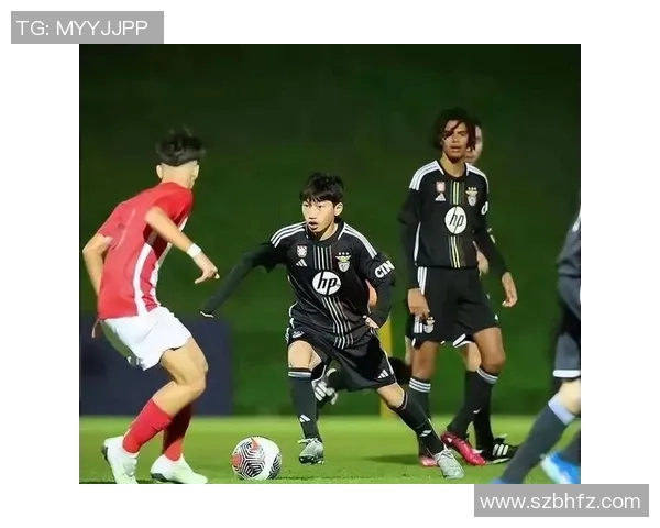 小帅哥足球天才崛起 他凭借技巧和速度征服了全球球迷