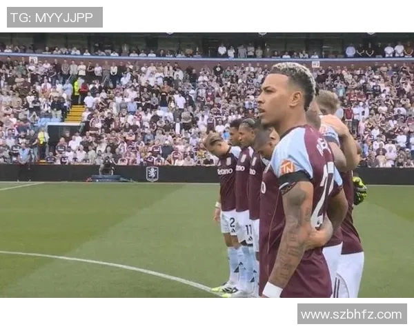 足球巨星突遭至亲离世坚强面对悲痛引发球迷深切关注