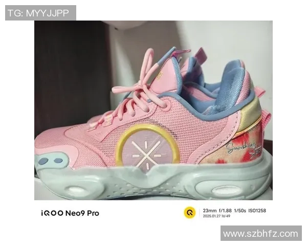 足球球星定制专属鞋底设计如何提升运动表现与舒适度